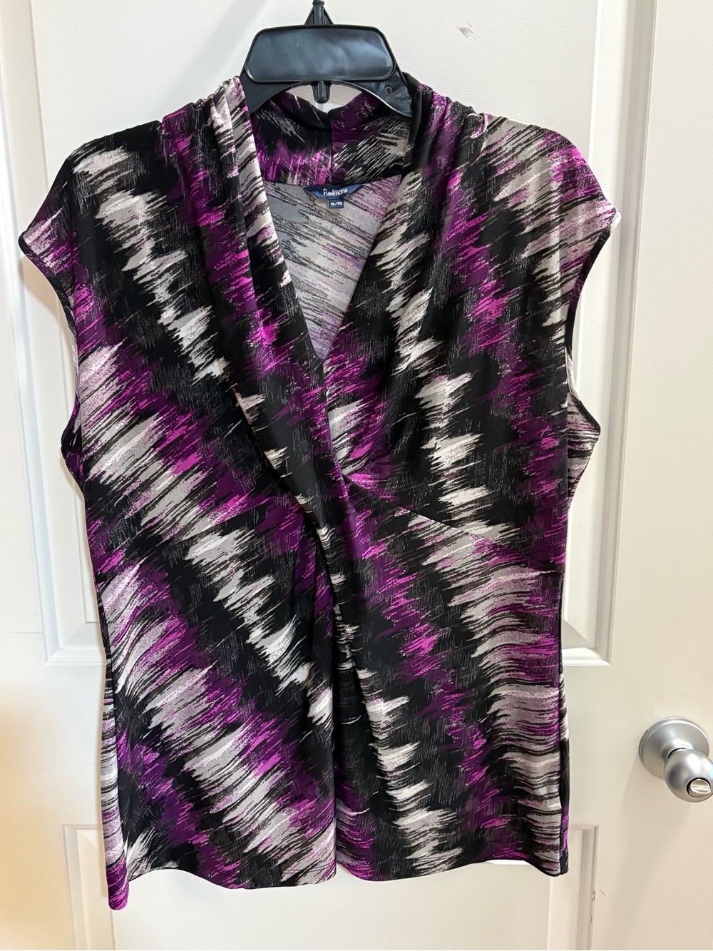 Reitmans Black, Purple & White Abstract Sleeveless Faux-Wrap Top XL